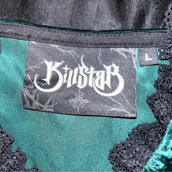 Emerald Velvet Killstar Dress - Picture 8 of 9